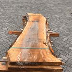 8x Europees Noten Stam Gezaagd, 52x59mm, Lengte 175cm